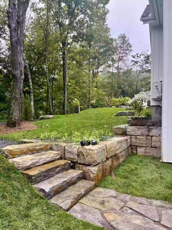 Terrassement de fondation Saint-Hippolyte