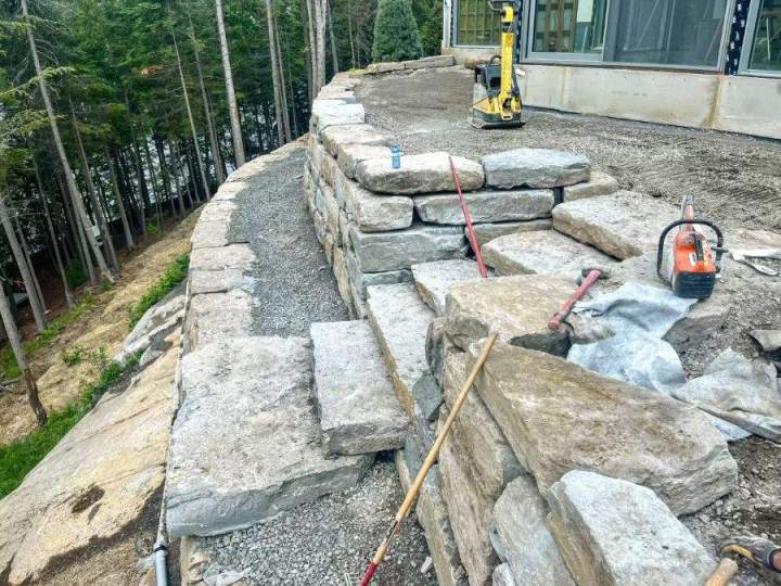 Terrassement de fondation Saint-Hippolyte