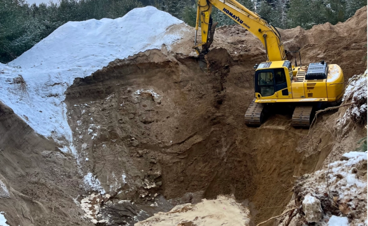 <ul> <li>Fournisseur & Installateur des puits filtrants Gélinite.</li> </ul>