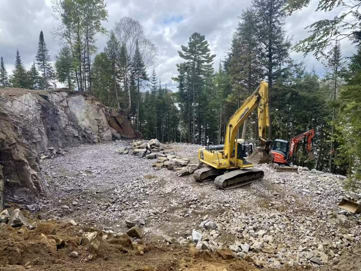Excavation de fondation, Sainte-Agathe-des-Monts
